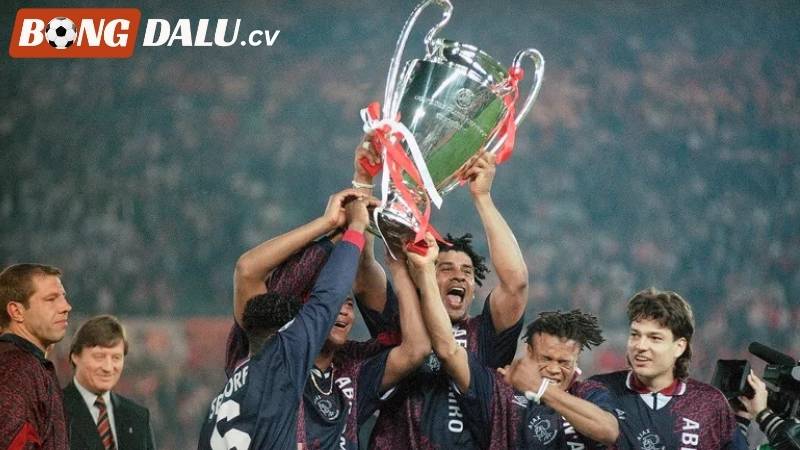 Những đội bóng khác đã từng vô địch Champions League