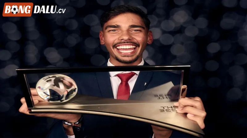 Những cầu thủ đoạt giải thưởng Puskas trong 4 năm gần nhất