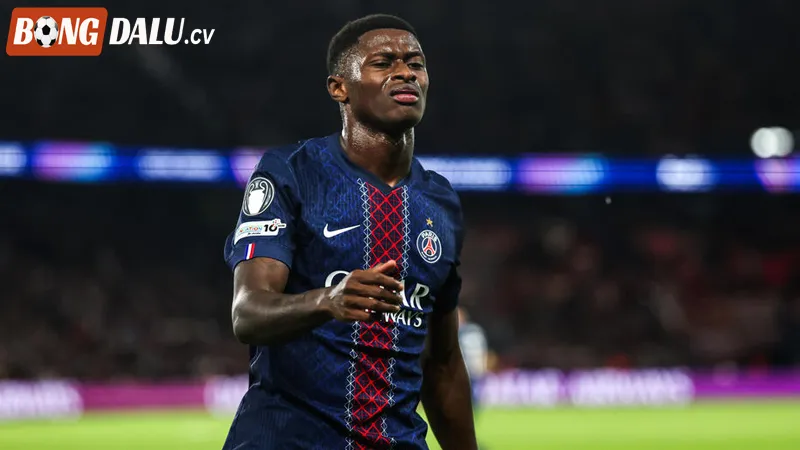 Những thống kê ấn tượng của Nuno Mendes trong màu áo PSG